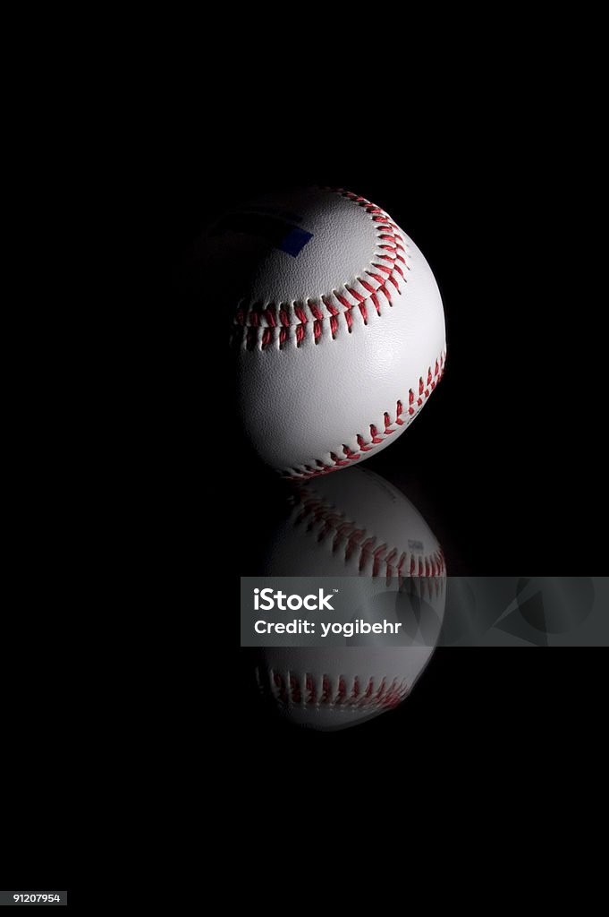 Baseball auf Glas - Lizenzfrei Baseball-Spielball Stock-Foto