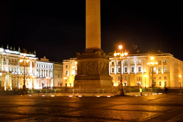 istock Palace Square in St.Petersburg at night. 912087168