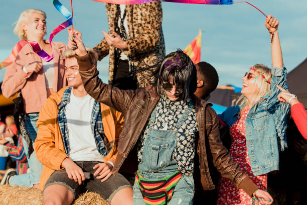 istock Dancing at a Festival 912102574