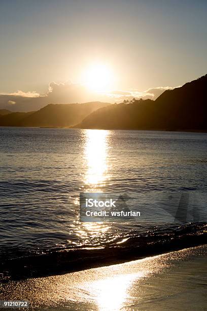 Sonnenuntergang Am Tropischen Strand Stockfoto und mehr Bilder von Atlantik - Atlantik, Dramatischer Himmel, Farbbild