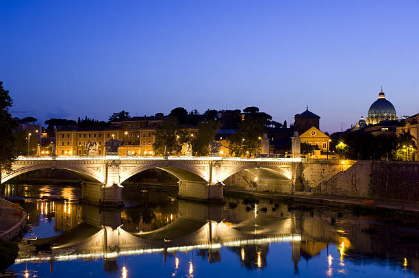 istock Photos of Rome along the Tiber 91211367