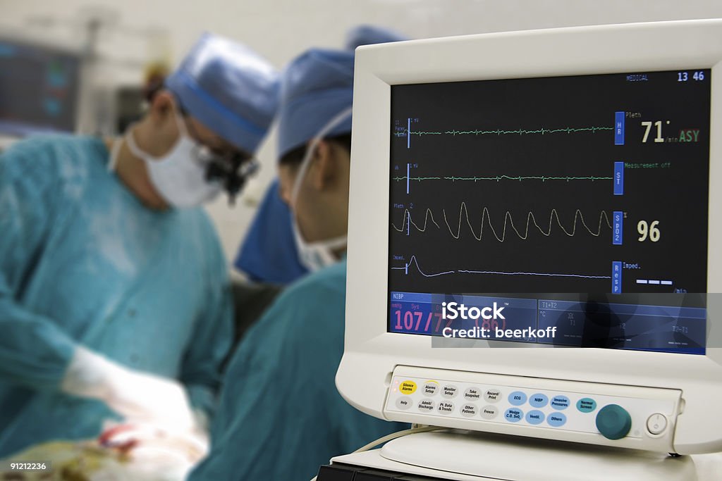 Control en funcionamiento de la habitación - Foto de stock de Asistencia sanitaria y medicina libre de derechos