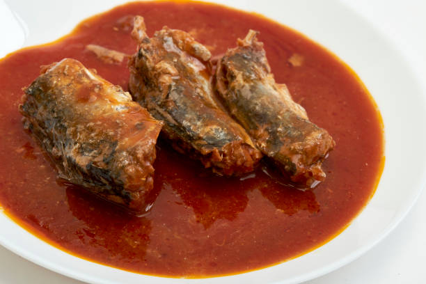 istock Mackerel in Tomato Sauce on white 912129026