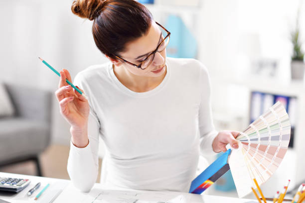 istock Woman working in her home office 912134166