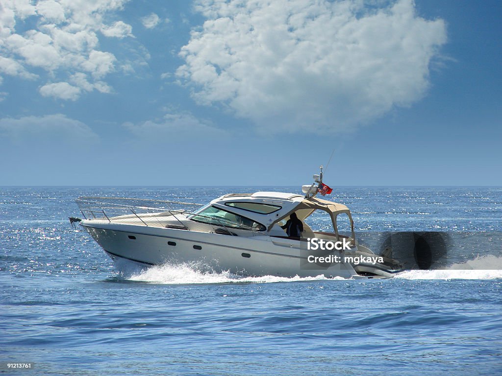 Barco a Motor - Royalty-free Barco a Motor - Embarcação de Lazer Foto de stock