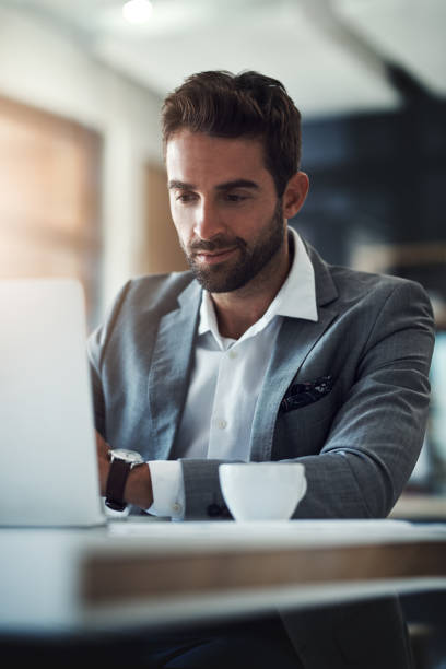 istock Focus inspires productivity 912138386