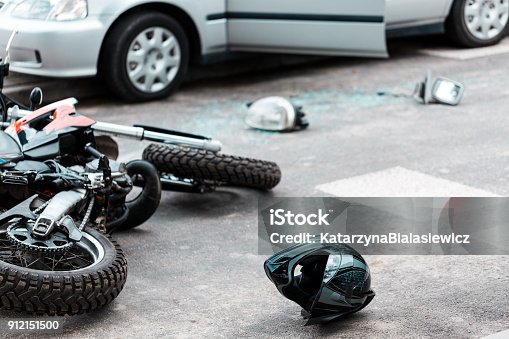istock Overturned motorcycle after collision 912151500