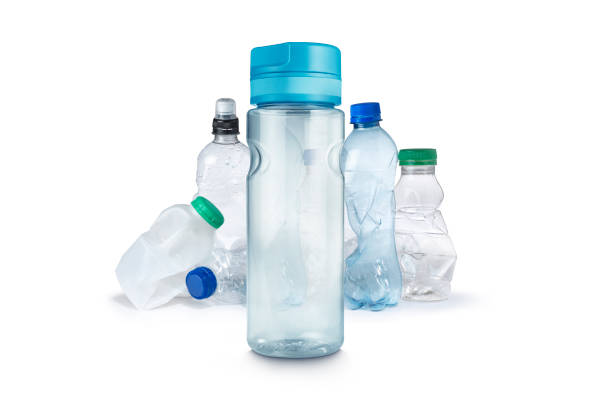 istock Reusable water drink bottle and trash 912151624
