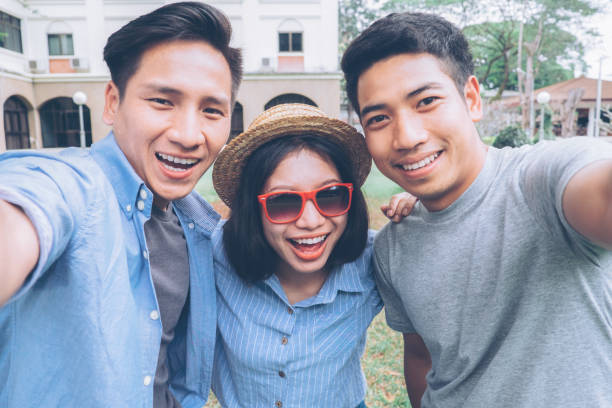 istock Young teen groups selfie by mobile phone. 912162064
