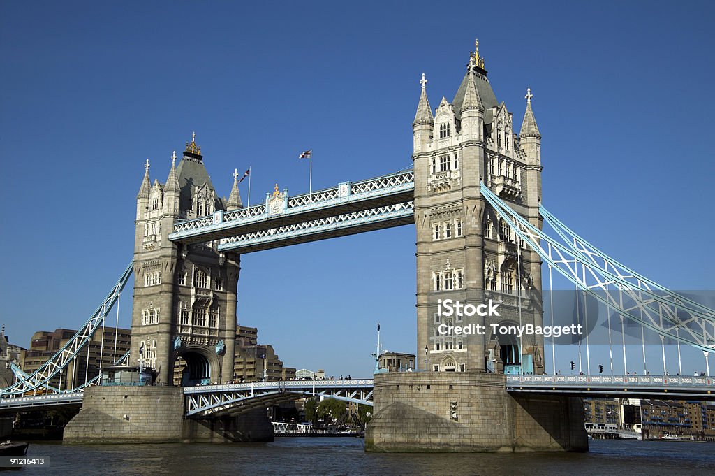 Tower Bridge - Foto de stock de Arquitetura royalty-free