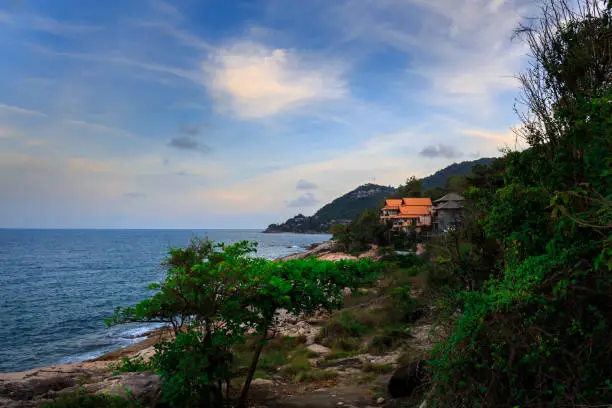 Photo of Ladkoh View Point by the sea, big rocky beach with beautiful beachfront villas in Chaweng, Koh Samui, Thailand.