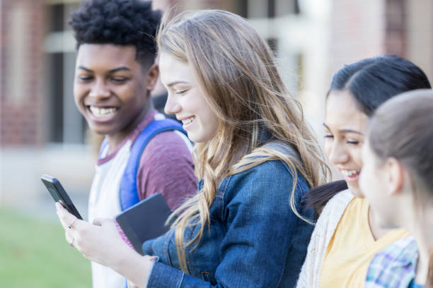 istock Teenage girl sends text message before school 912208412