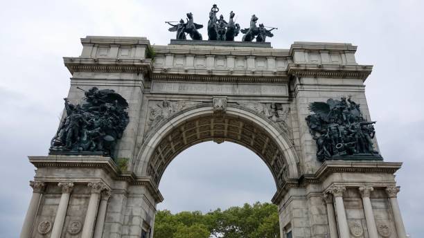 istock Soldiers and Sailors Memorial Arch 912234458
