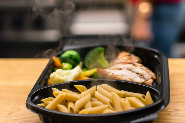 istock Ready-To-Eat Healthy Chicken Dinner 912248688