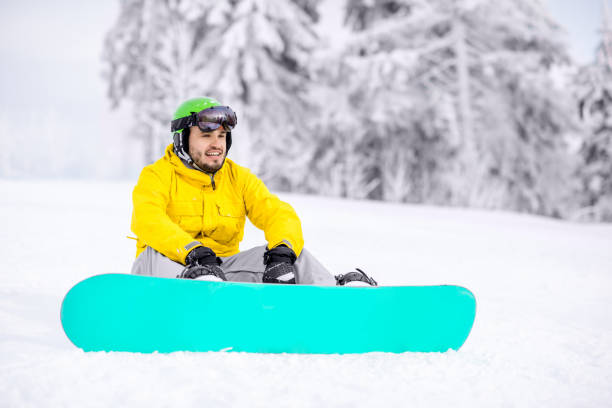 istock Snowboarder resting outdoors 912252188