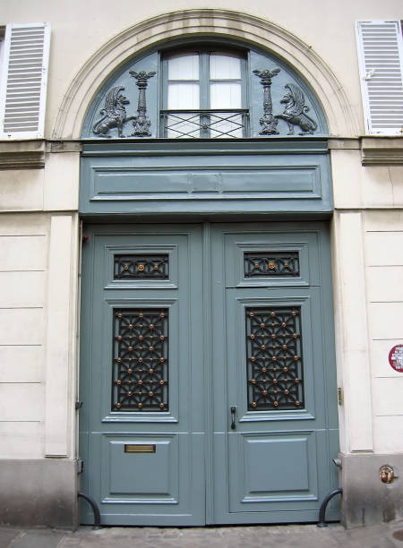 istock Grand entrance 91226789