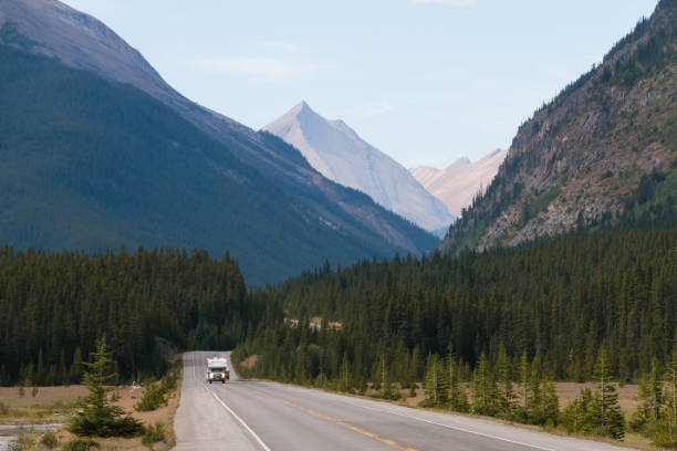 istock Scenic Icefields Parkway highway in Rocky Mountains, Alberta, Canada on sunny day 912271120