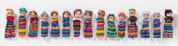 mexicanos bonecos mini - collection doll toy rag doll - fotografias e filmes do acervo