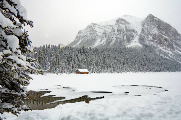 istock Boat house on Lake Louise shoreline 912321724