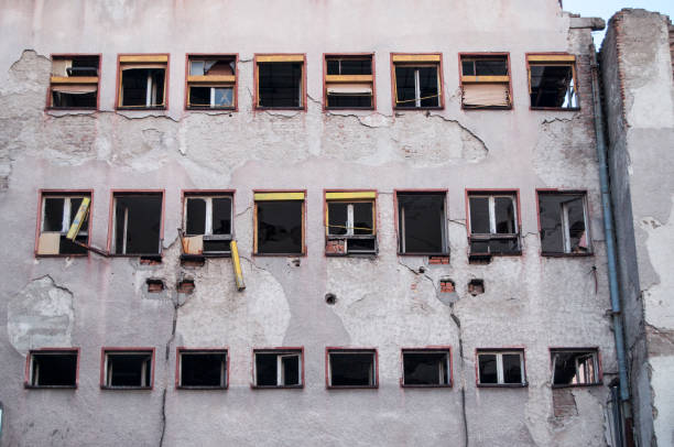 war ruined building cracked windows on a Belgrade building 1990 1999 photos stock pictures, royalty-free photos & images