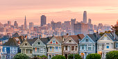 Alamo square and Painted Ladies with San Francisco skyline