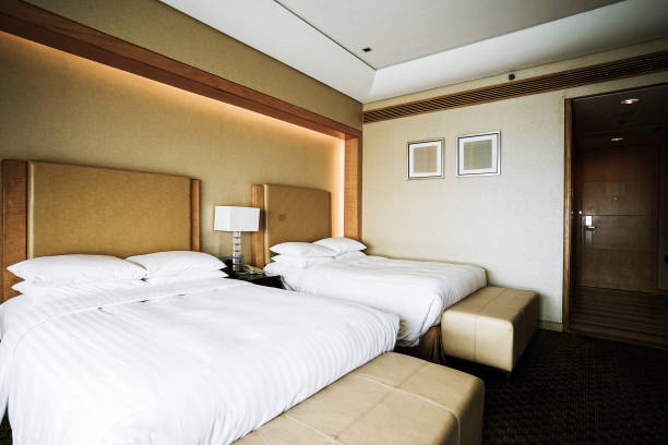 istock Elegant and comfortable bedroom interior 912359142