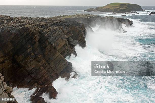 Scatness De Raça Shetland Durante Uma Gale Em Outubro - Fotografias de stock e mais imagens de Ao Ar Livre