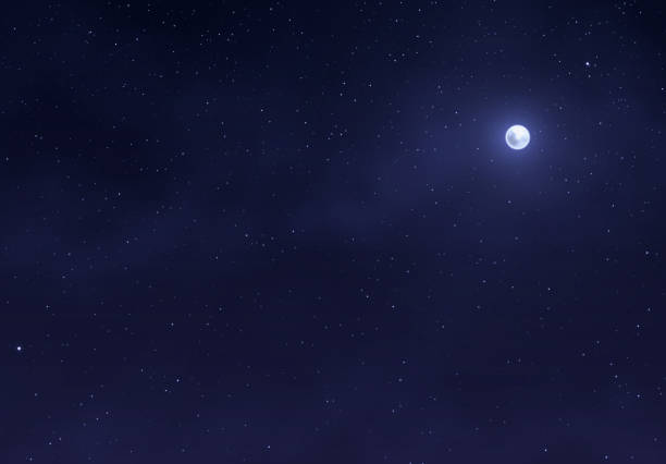 lekkie nocne niebo z jasnym księżycem. tło gwiazd kosmicznych. - night sky stock illustrations