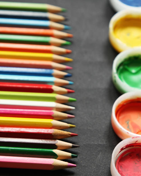 istock Set of color paints 912425234