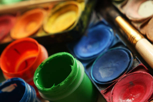 istock Set of color paints 912425942