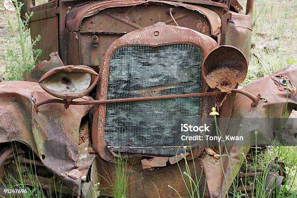 Foto de Acidente De Automóvel e mais fotos de stock de Abandonado - Abandonado, Acabado, Acidente