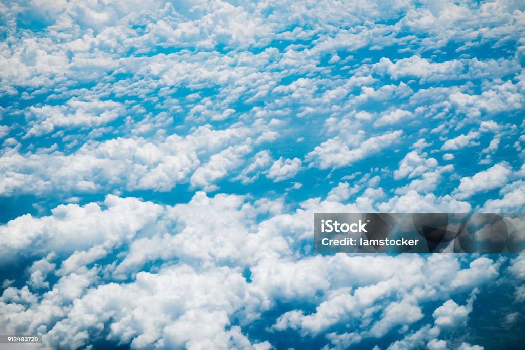 Details 300 badal ke background Details 300 badal ke background