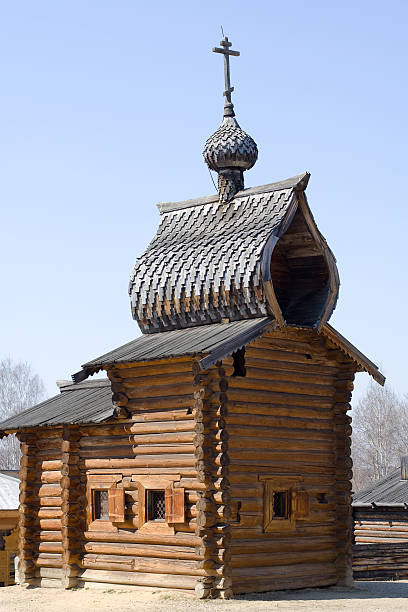 igreja de madeira do século xvii - siberia russia russian orthodox orthodox church - fotografias e filmes do acervo