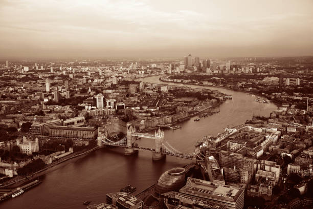 istock London aerial 912498602