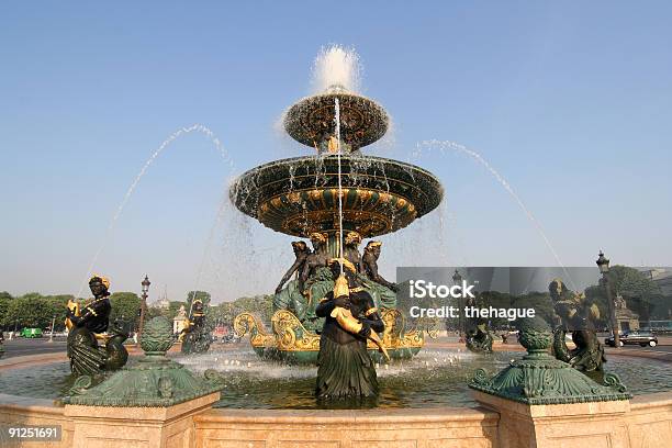 Place De La Concorde — стоковые фотографии и другие картинки Fontaine des Mers - Fontaine des Mers, Без людей, Бронза