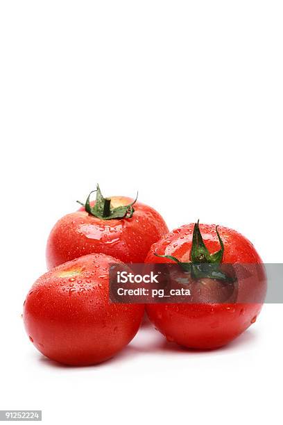 Frischen Tomaten Stockfoto und mehr Bilder von Farbbild - Farbbild, Fotografie, Freisteller – Neutraler Hintergrund