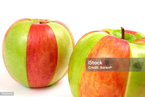 Twinsizebetten Stockfoto und mehr Bilder von Apfel - Apfel, Apfelsorte Gala, Apfelsorte Granny Smith