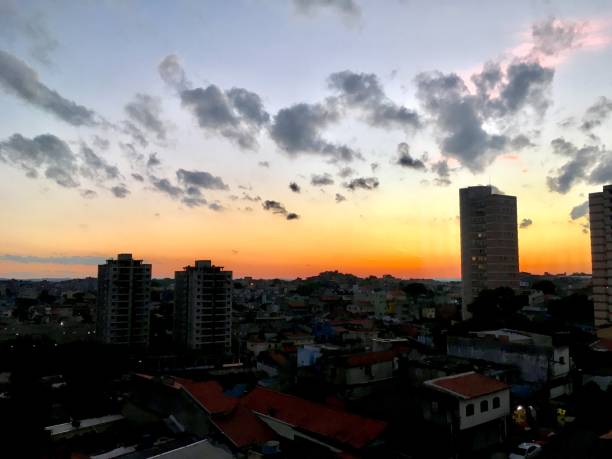 istock Sunset in Sao Paulo 912533890