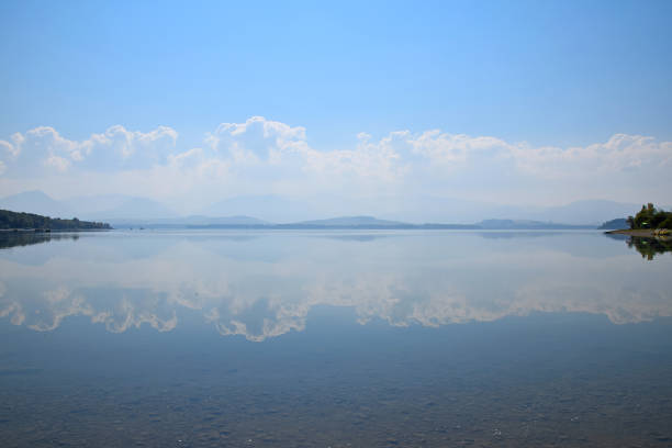 istock Scenic View Of Sea Against Sky 912542258