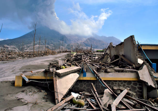 merapi 분화 - mt merapi 뉴스 사진 이미지