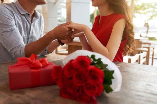 istock Celebrating Momentous Event with Soulmate 912545570
