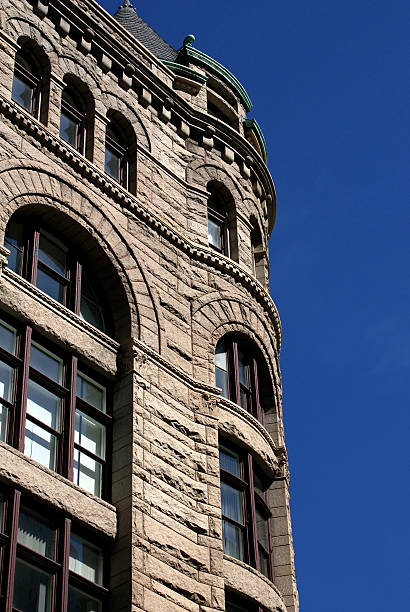 istock round corner of grain exchange 91255024