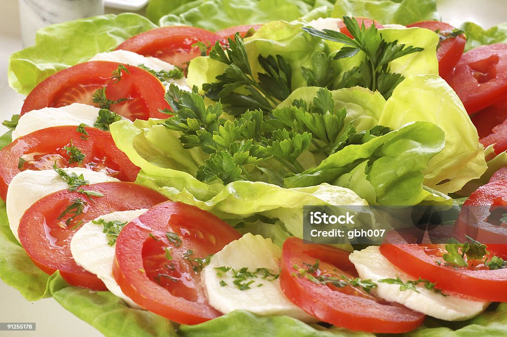 Insalata Caprese - Foto stock royalty-free di Alimentazione sana