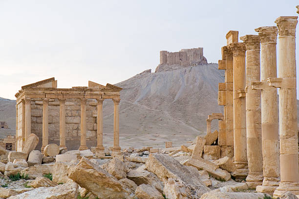 palmyra templo e castelo - aramaic - fotografias e filmes do acervo