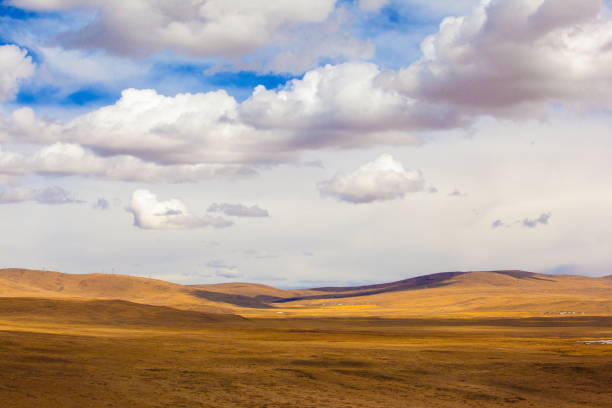 istock Qinghai - Tibet Plateau scenery 912570096