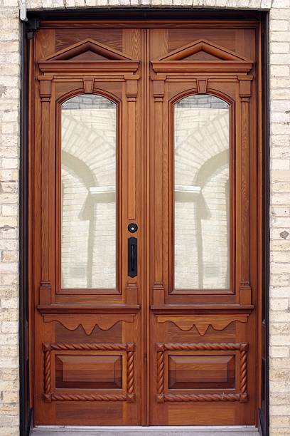 istock Wooden door in Old Quebec 91257967