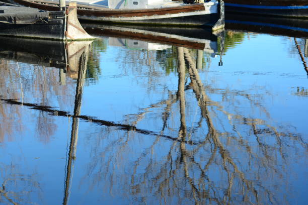 istock Older boats in Spain 912591868