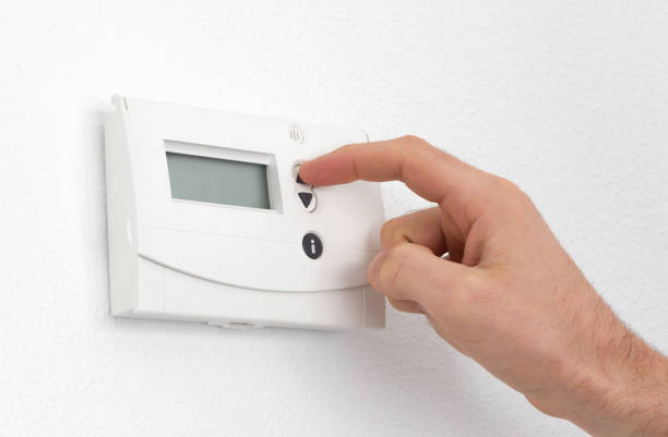 istock Vintage digital thermostat 912592386