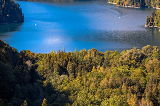 istock beautiful lake in the mountains 912628724