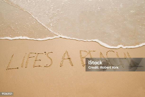 Foto de A Vida É Uma Praia e mais fotos de stock de Areia - Areia, Praia, Texto